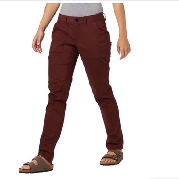 Mountain Hardwear Women's AP Maroon Burgundy Hiking Outdoor Pants Size 4 NWT - Picture 1 of 12